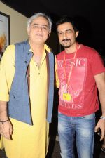 Hansal Mehta and Sanjay Suri spotted at Day 4 of the 14th Mumbai Film Festival in Mumbai on 21st Oct 2012.JPG